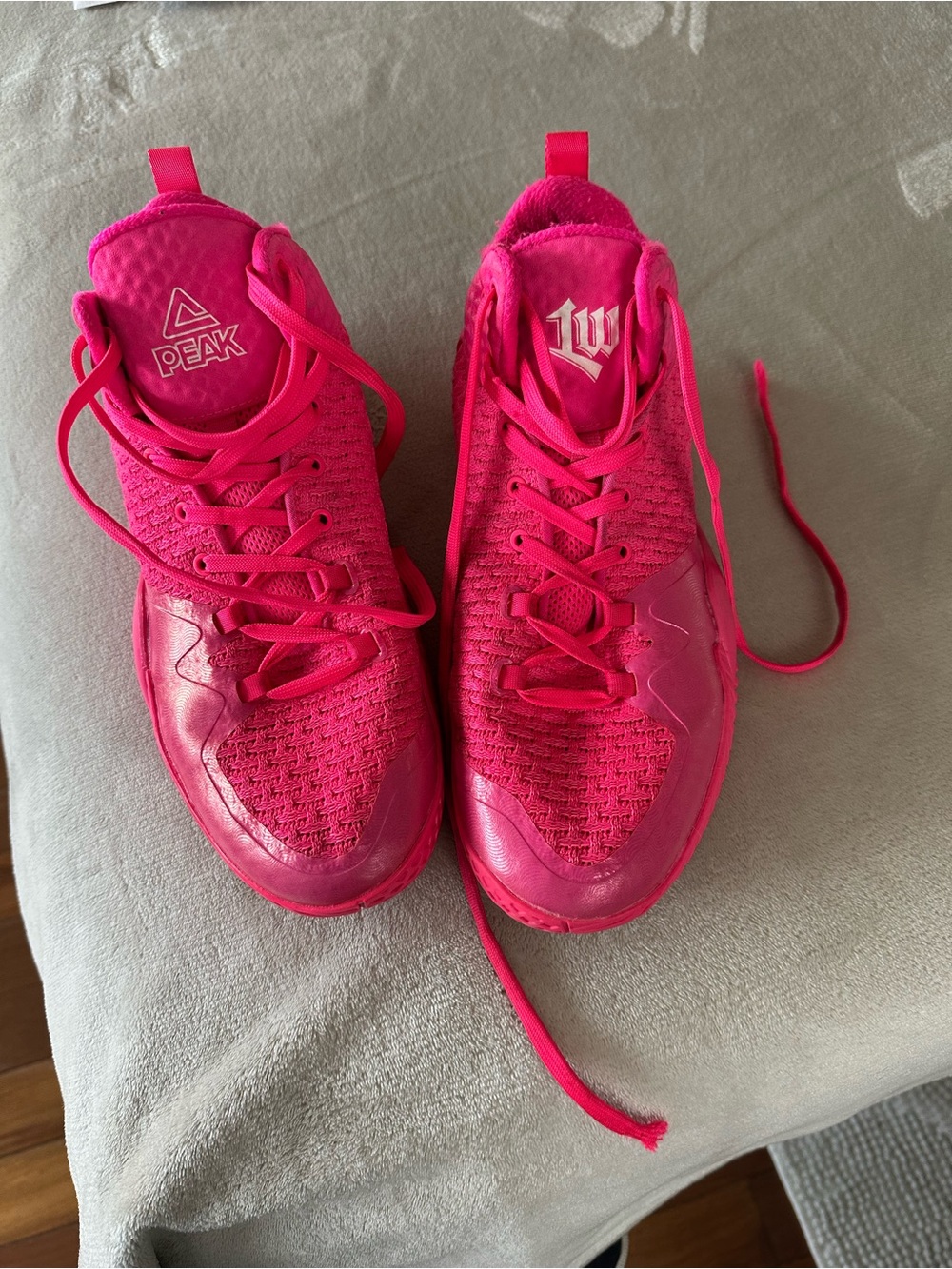 Men’s Athletic Sneakers in Bright Pink